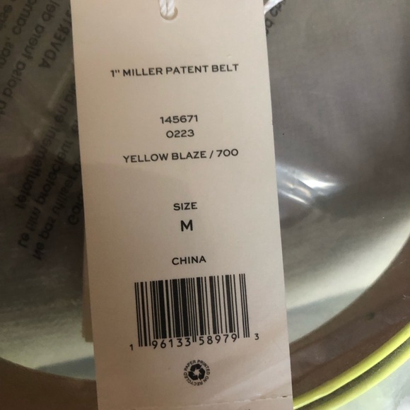 TORY BURCH 1" MILLER PATENT BELT - Picture 6 of 7